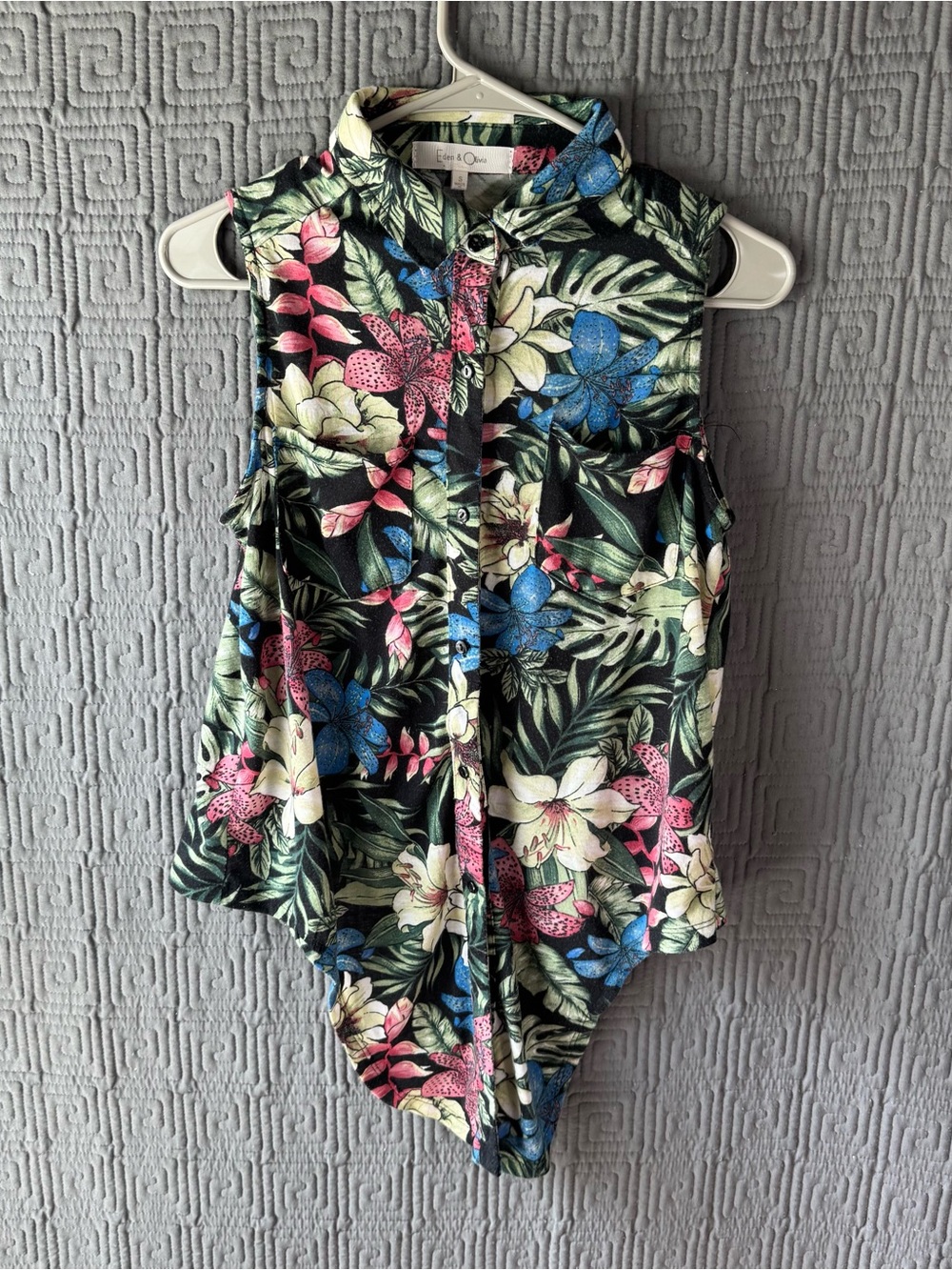 Eden & Olivia Blouse Button Shirt Women’s Small Floral Tank 100% Polyester